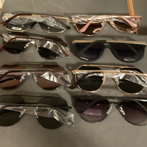 Sunglass Bundle - Picture 4 of 6